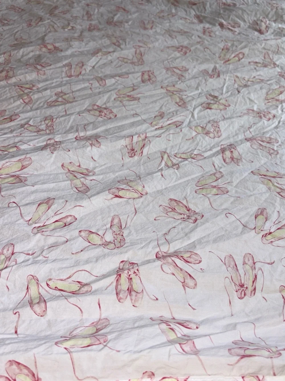 Tradition by Pamela Klein full sheet white and pink ballerina pinkquilt with red